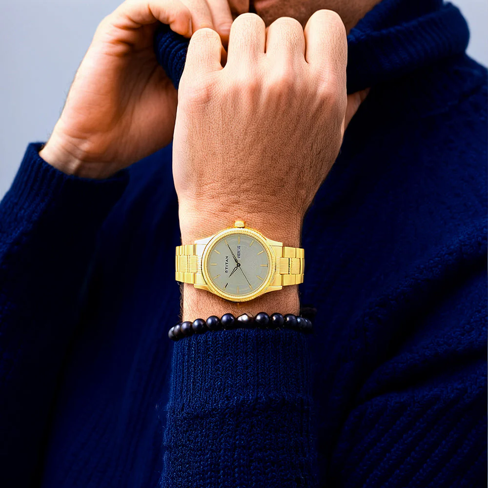 Titan Analog with Day and Date Quartz Champagne Dial Metal Round Stainless Steel Strap watch for Men - Image 7